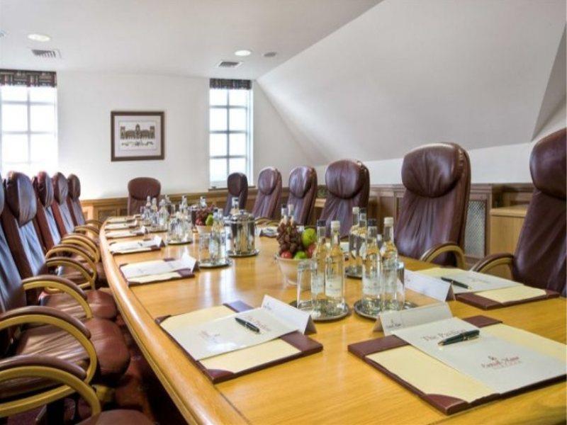 Eastwell Manor, Champneys Hotel & Spa Ashford  Exteriör bild