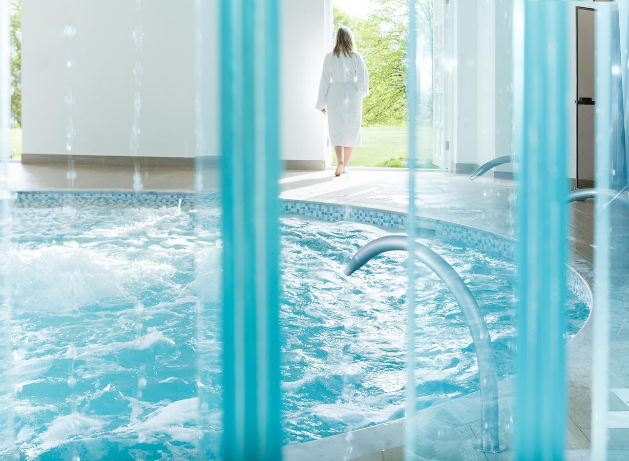 Eastwell Manor, Champneys Hotel & Spa Ashford  Exteriör bild