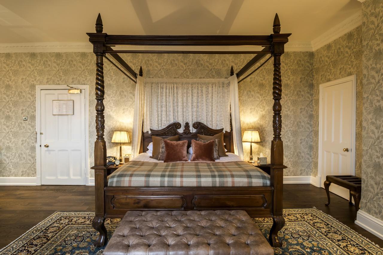 Eastwell Manor, Champneys Hotel & Spa Ashford  Exteriör bild