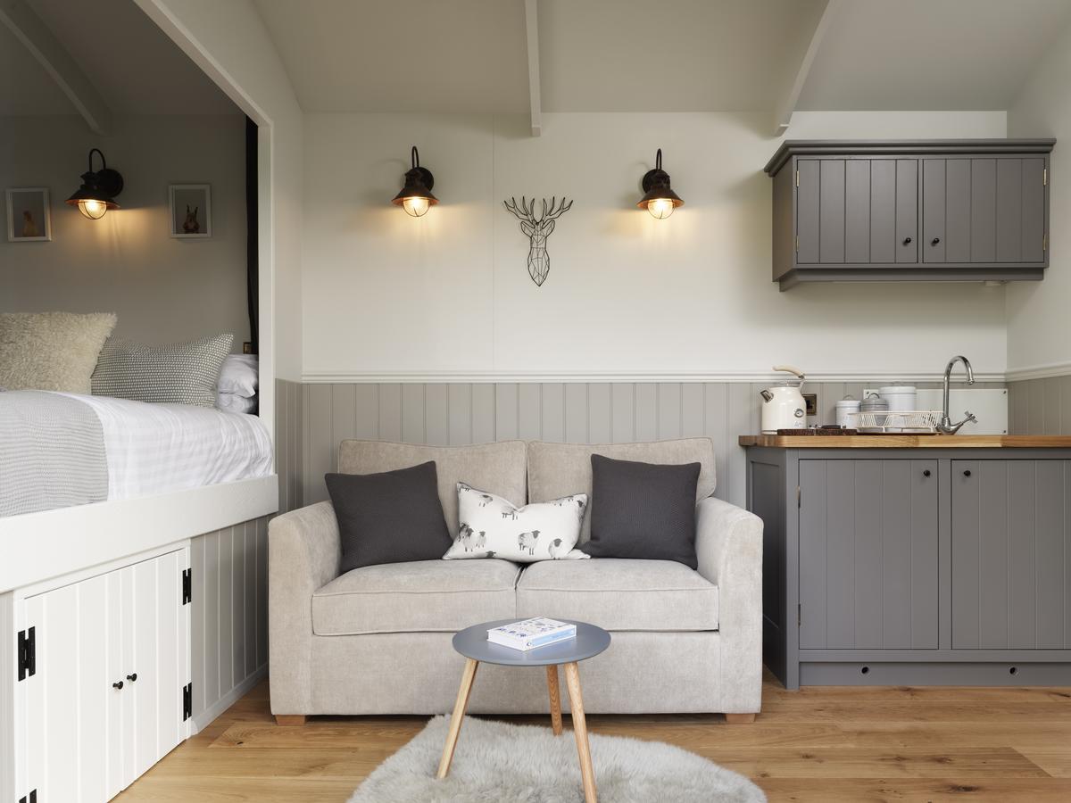 Eastwell Manor, Champneys Hotel & Spa Ashford  Exteriör bild
